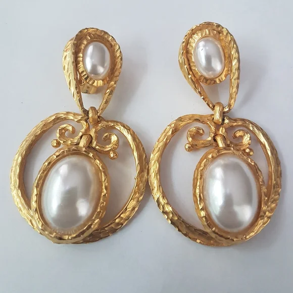 Earrings - Picture 2 of 6